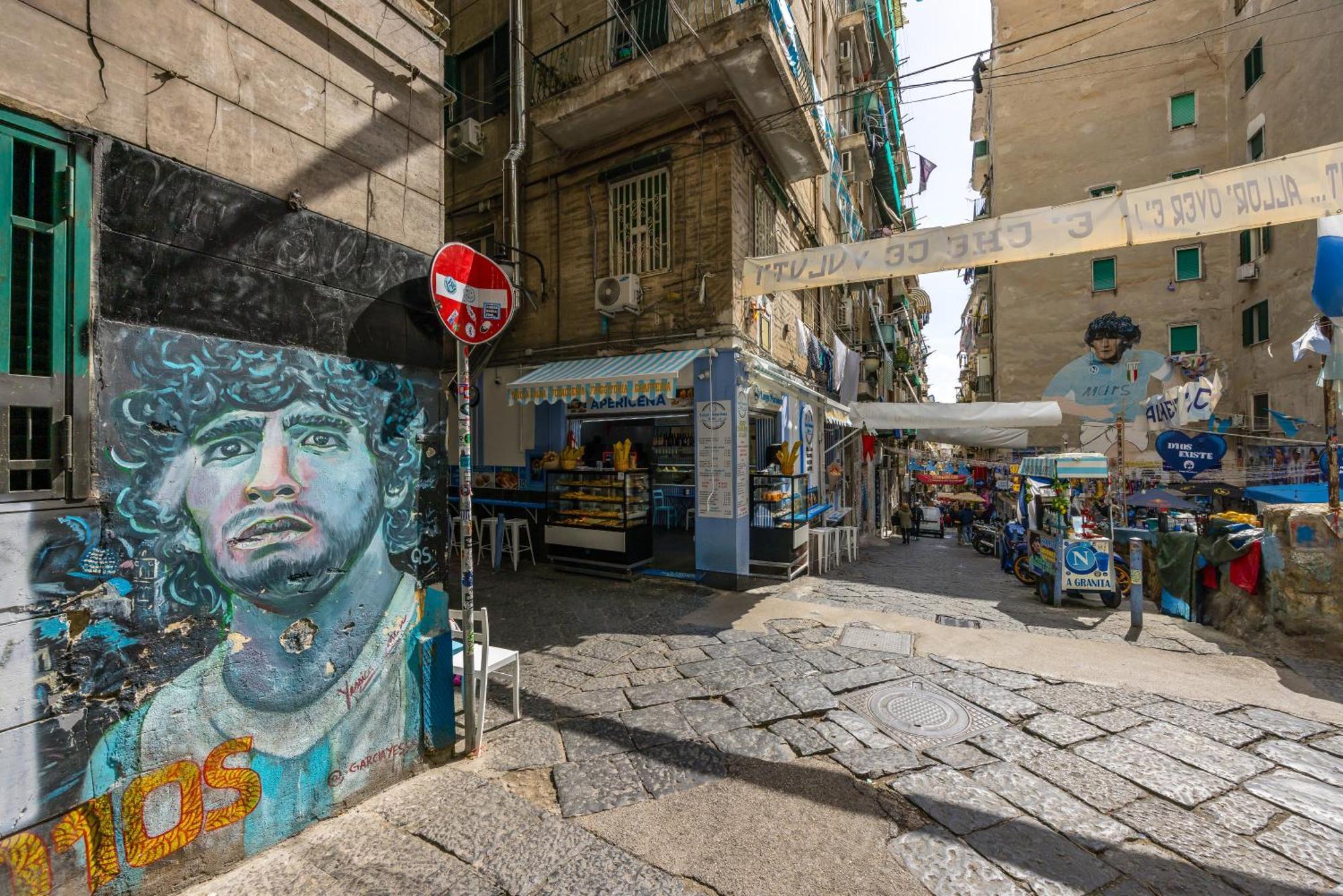 Dcr House Murales Napoli Eksteriør billede