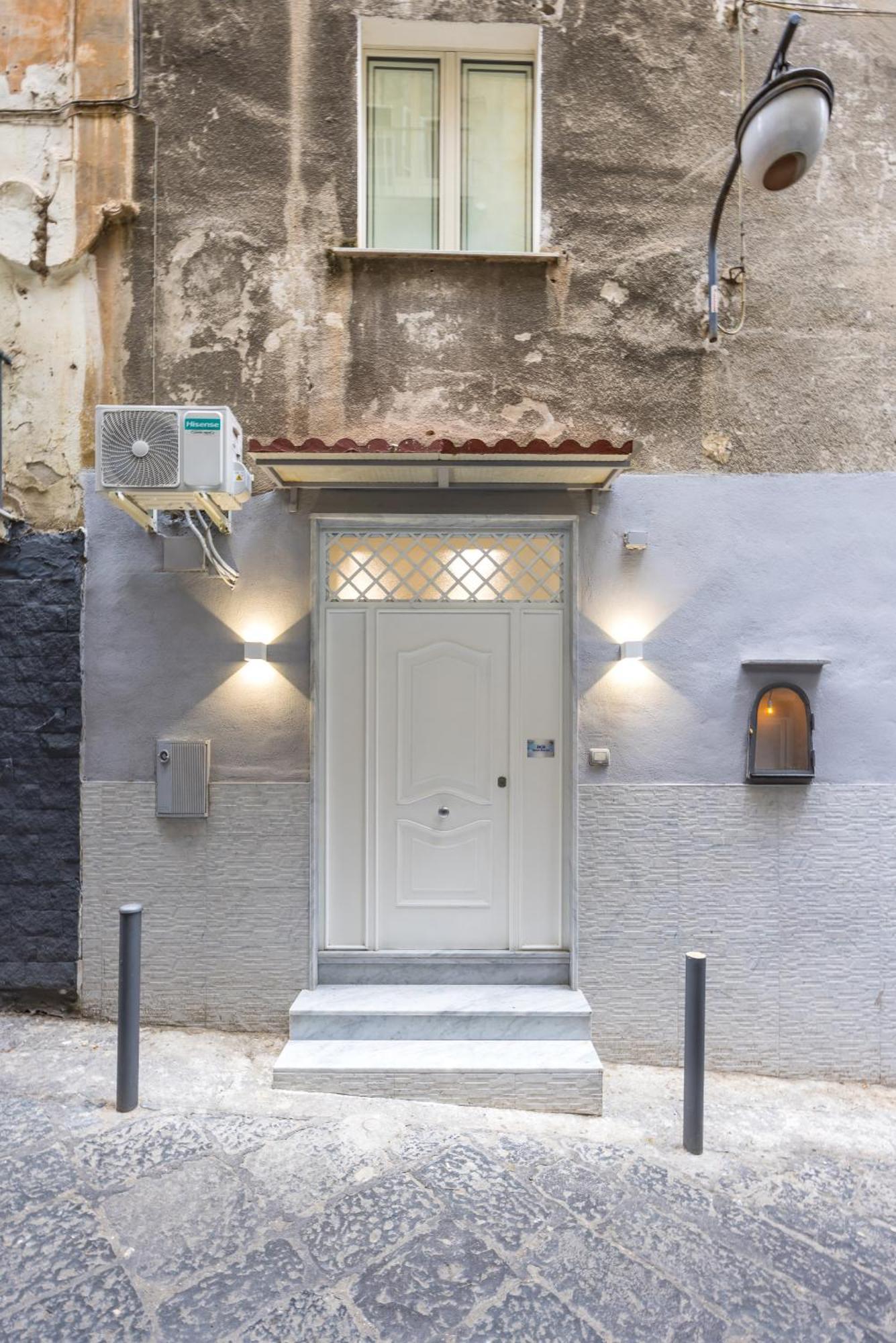 Dcr House Murales Napoli Eksteriør billede